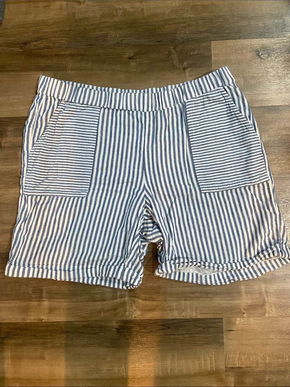 J. Jill 100% Cotton Blue and White Striped Waistband Shorts